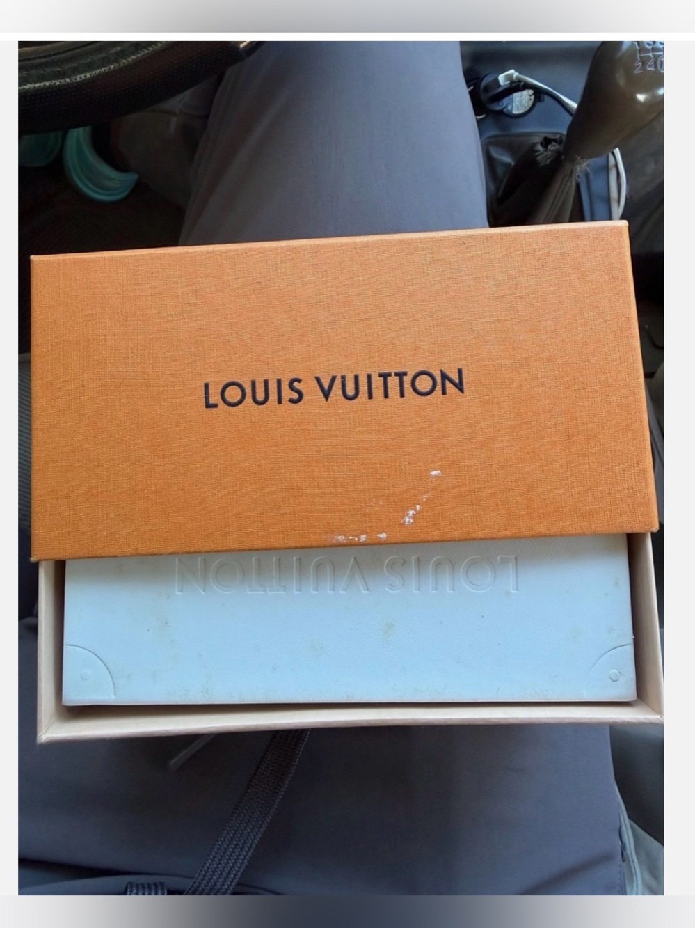 Louis Vuitton Fashion White Sunglasses - Picture 5 of 10